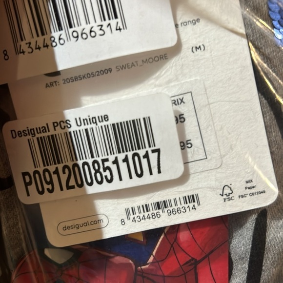 Desigual Spider-Man Collab Kids Hoodie. NWT size 13/14 - Picture 3 of 4